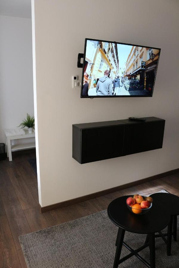 Luca, Digital Nomad Getaway Studio Apartment زغرب المظهر الخارجي الصورة